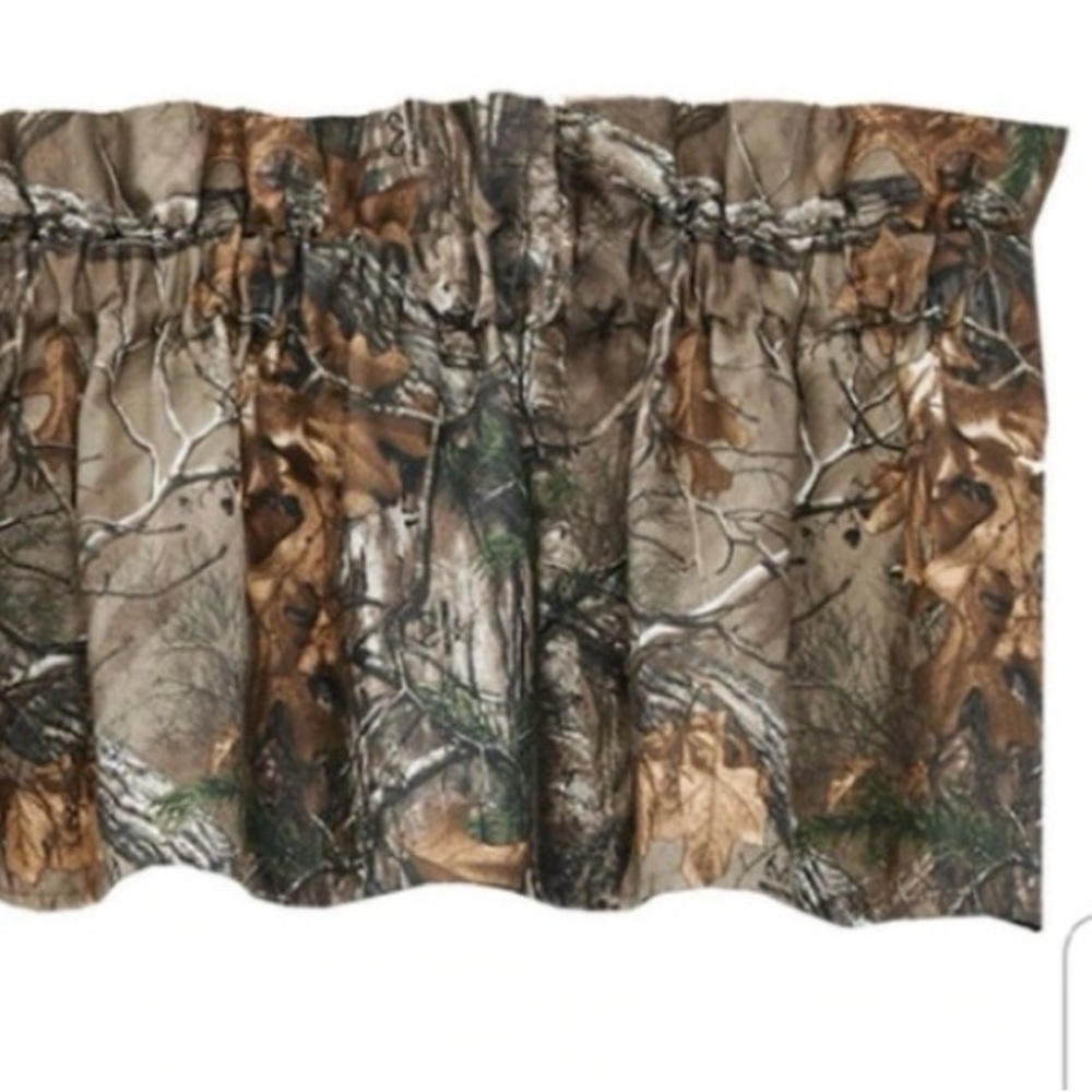 Realtree Xtra Camouflage Valance Curtain - Brown & Green Woodland Print (2 pk)